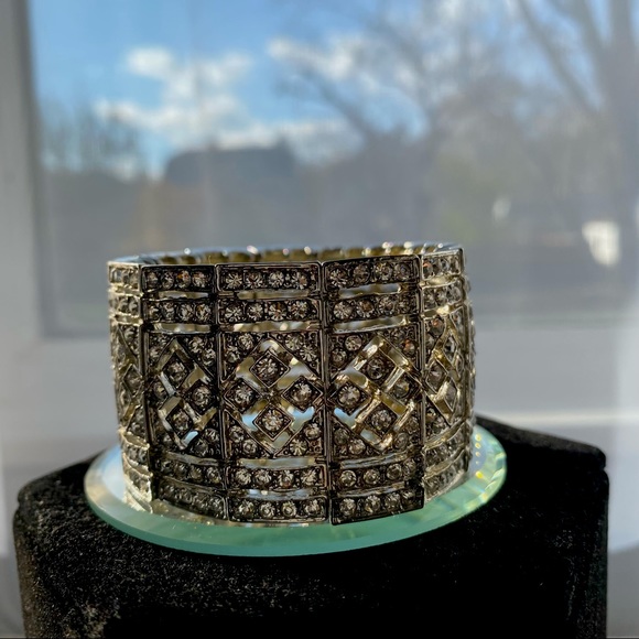 OFF PARK COLLECTION - Picture 1 of 11